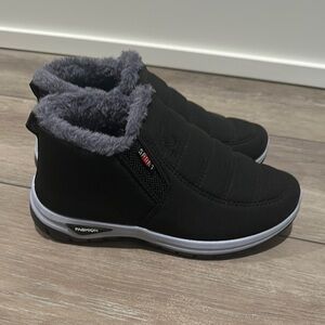 *NWOB* Black Quilted Slip-On Boots with Gray Fur Lining